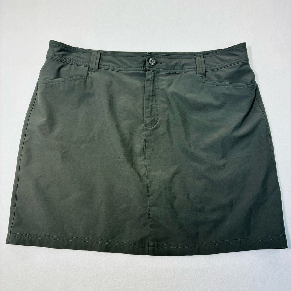 Eddie Bauer Ripstop Skort Womens 16 Olive Cargo Hiking Outdoor Performance